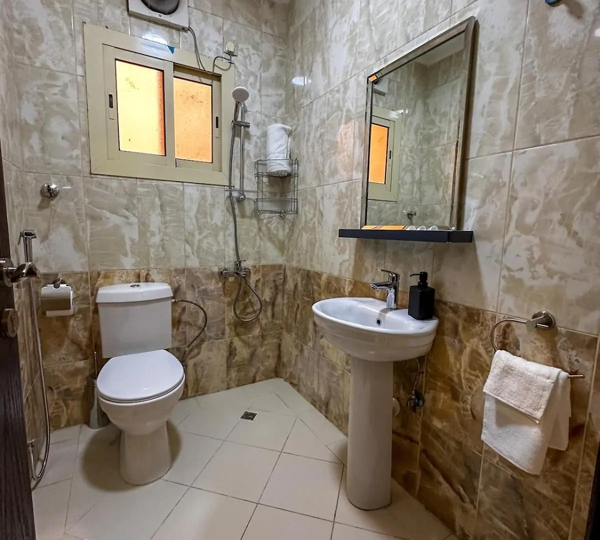 Cozy 2-Bedroom Apartment In Batha Quraish Mecca